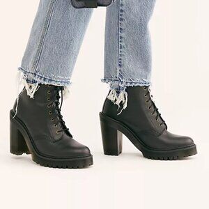 Dr. Martens Kendra Boots